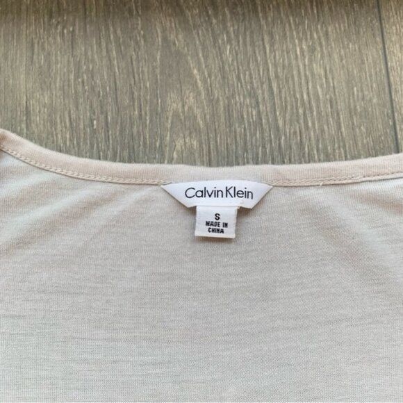 Calvin Klein Women's Embellished Shoulder T-Shirt Short Sleeve Oversized Grey - Picture 10 of 14